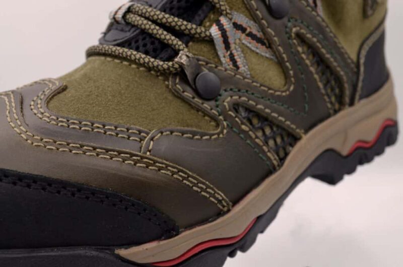 Calzado casual fashion made in ecuador mango zara massimo dutty bershka inditex tommy hilfiger hugo boss payless blash zapatilla zapatos saldo promocion descuento waterproof goretex salomon ecuador quito explorer tatoo tattoo loop zapatos montaña media montañismo senderismo hiking promo merrellB