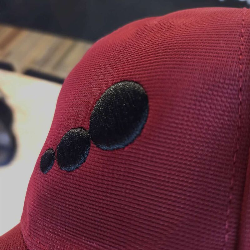 gorra tena vino