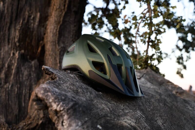 Casco bicicleta GIANT - Path MIPS | Matte Green
