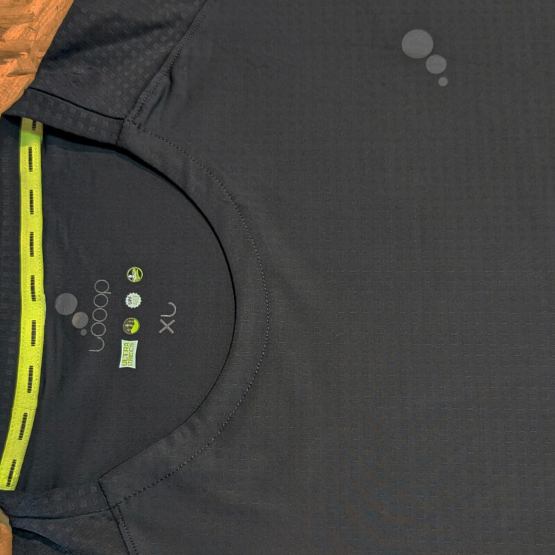 Camiseta Performance CubeDry (1º Capa) | Unisex | Negro